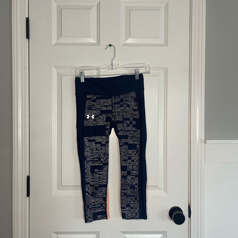 Under Armour Navy Blue and Orange Athletic Cropped Leggings